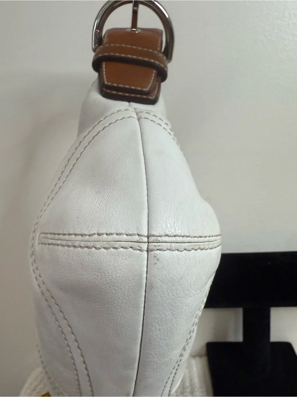 Coach Soho #9541 Classic White Leather Shoulder Bag with Brown Handle